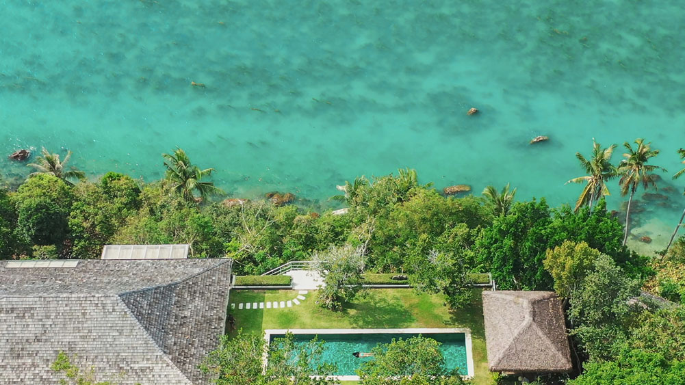 Element of 8 - Luxury villa looking over pristine waters